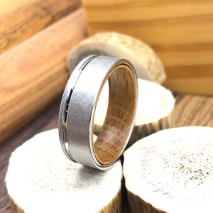 Sandblasted Tungsten Whiskey Barrel Ring, Whisky Wood Wedding Band, Tungsten Ring Men, Wood Wedding Ring Men, Whiskey Mens Ring